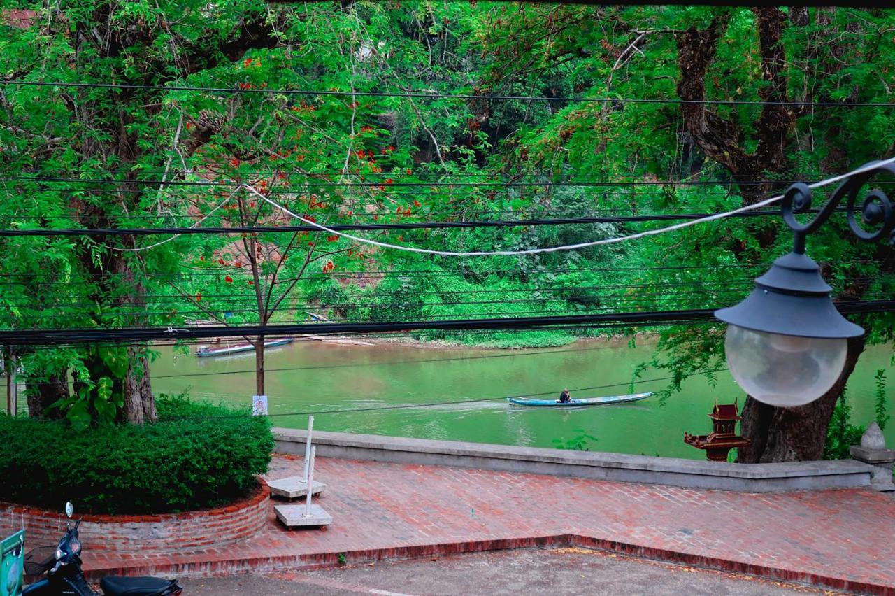 Ban Lakkham River View Villa Luang Prabang Buitenkant foto