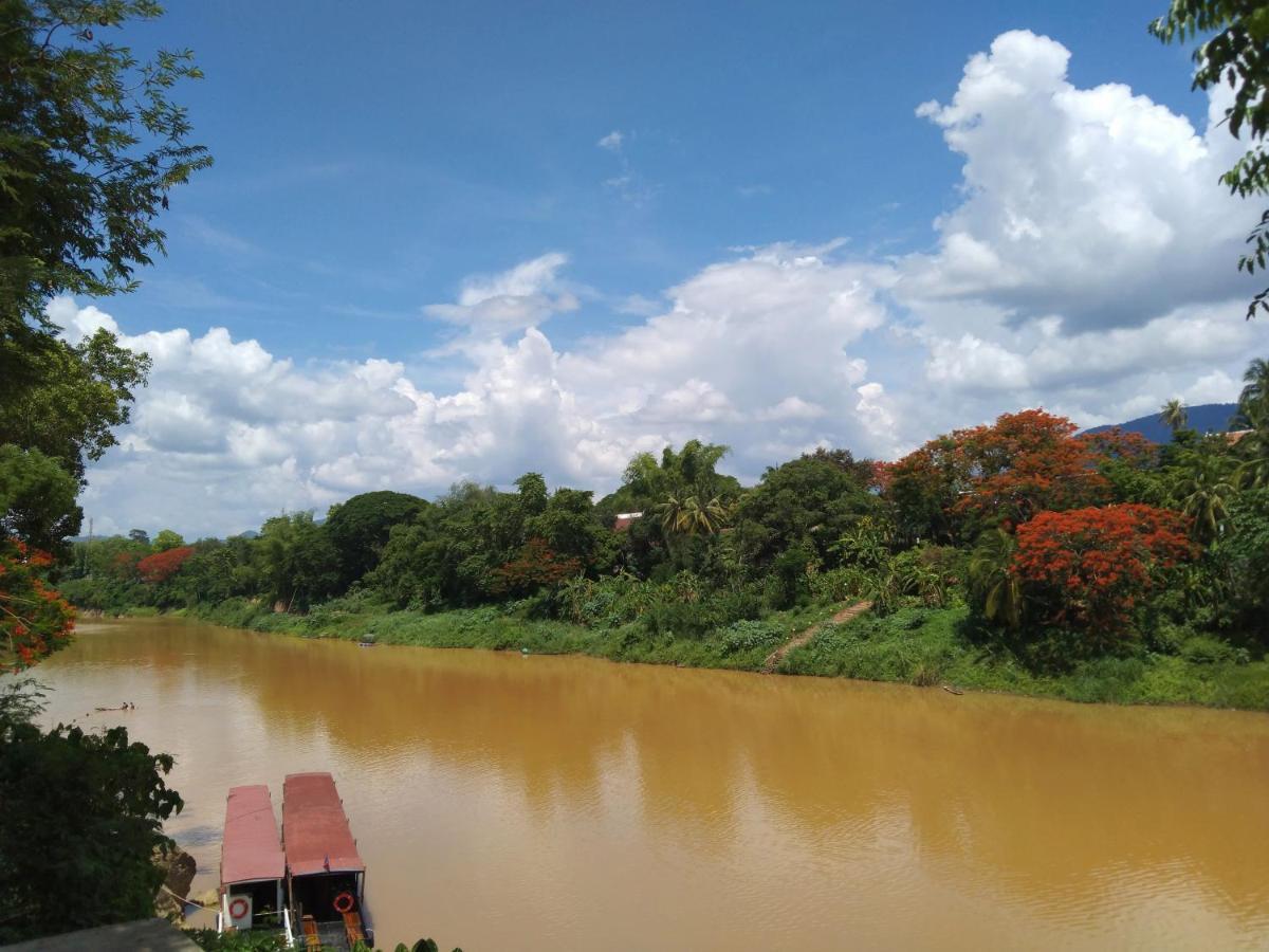 Ban Lakkham River View Villa Luang Prabang Buitenkant foto